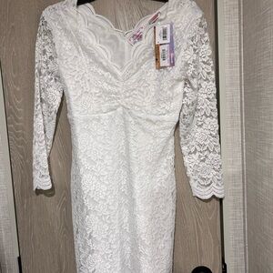 Elegant White Lace Dress Midi Length